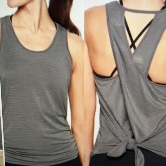 Athleta Essence Gray Textured Stipe Back Twist Tie Tank SzM - Picture 2 of 8